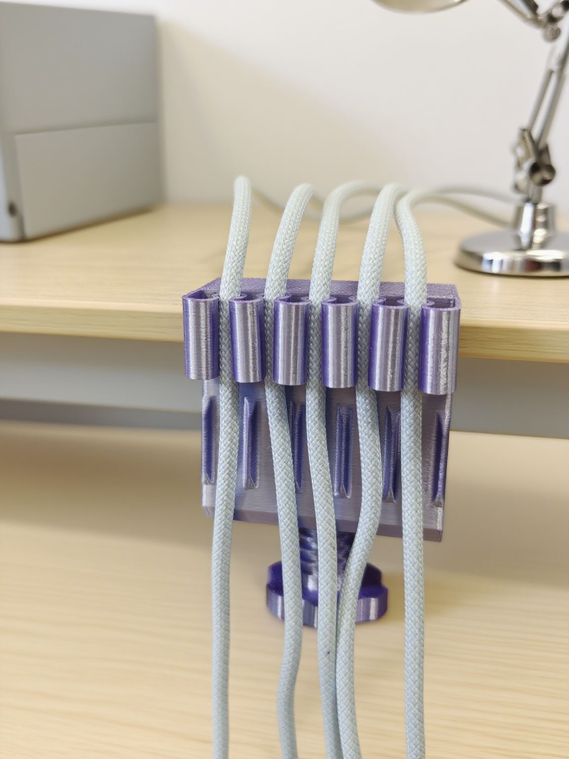 3D Printed Desk Cable Clamp | 5 Slots